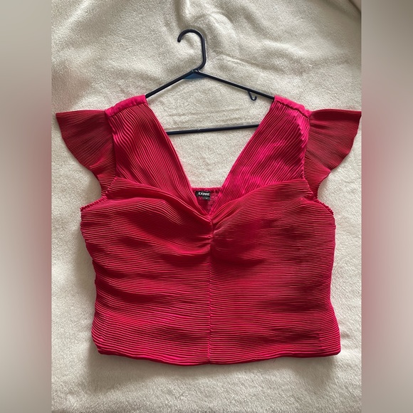 NWT Express Top - Picture 1 of 2